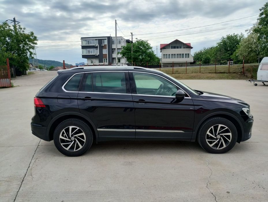 Volkswagen Tiguan 2.0 TDI 150 CP DSG LED Navi+Camera Lane/Side/Sign/Park Assist