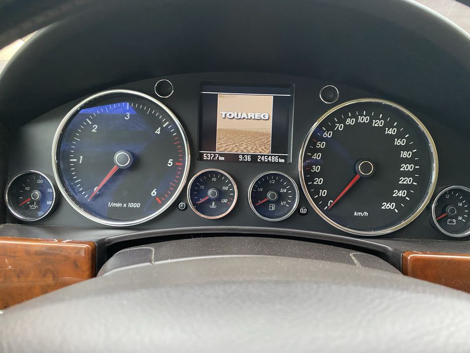 Vand VW Tuareg 3.0 BKS pe Arcuri