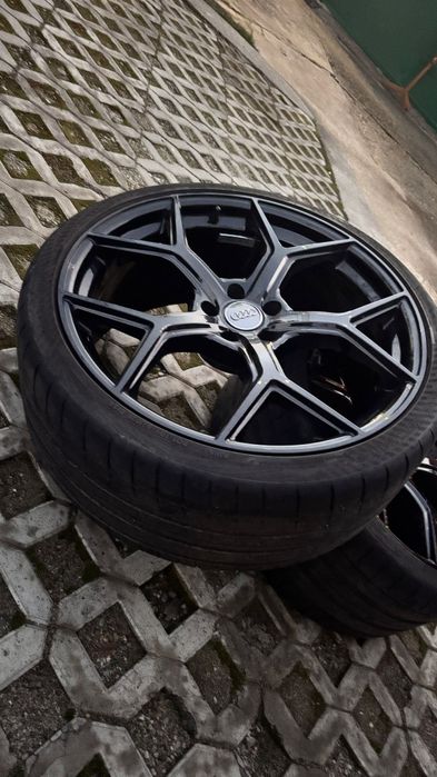 Vând set complet cauciucuri și jante originale Audi RS6 Performance