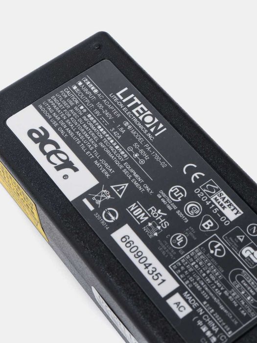 Зарядка для ноутбука Acer 19V 3.42A 65W блок питания, маленький конец