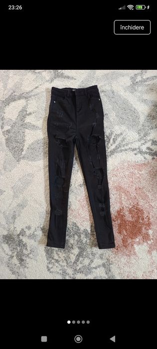 Blugi rupți cu talie înaltă S