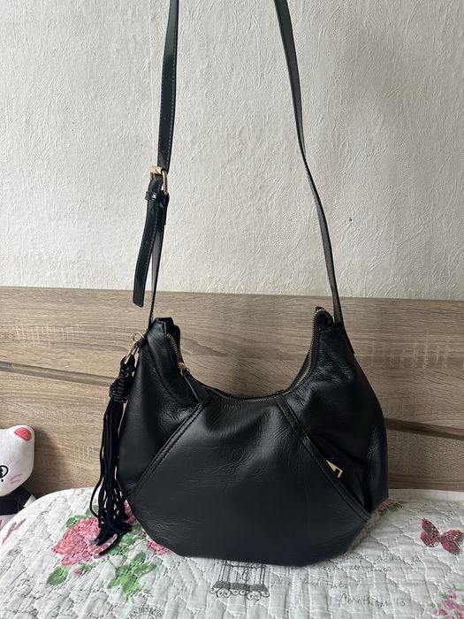 Нова черна средна чанта +подарък