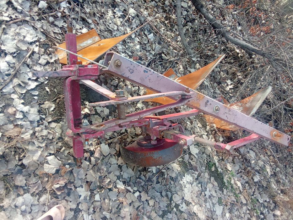 Yumz traktor sotilad