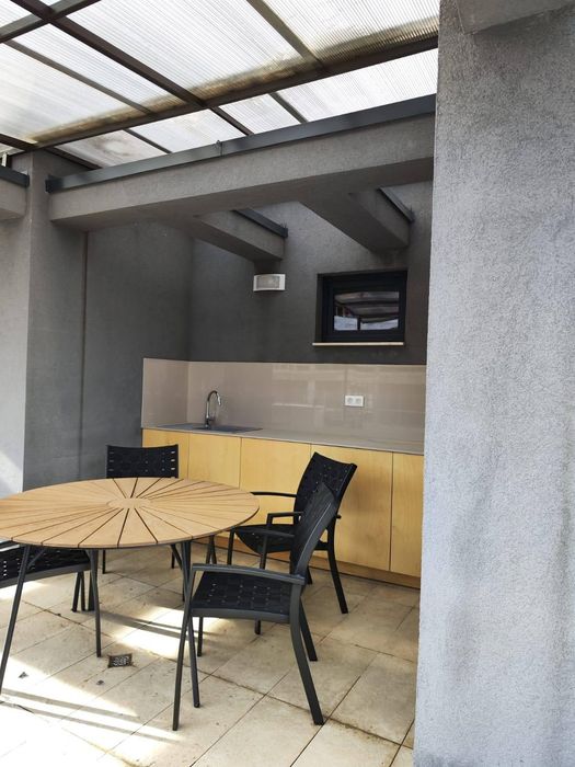 Дава се под наем Тристаен апартамент в София, Кръстова вада - 200 кв.м за 1500 € - Снимка #18