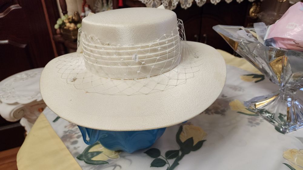 Шляпа нарядная дорогая раритет из Франции