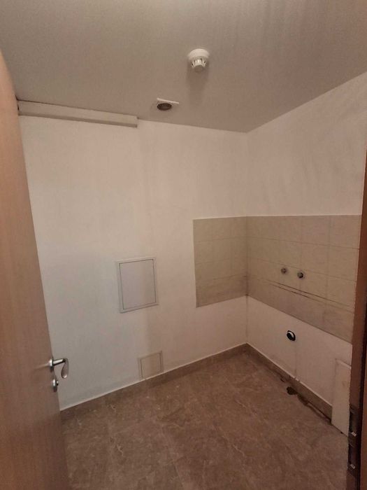 Дава се под наем Офис в София, Център - 120 кв.м за 1200 € - Снимка #7