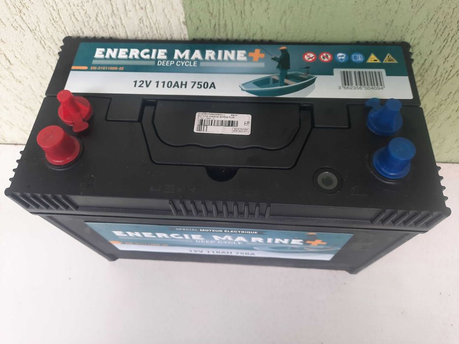 Vând acumulator motor electric 12v 110 ah 750a