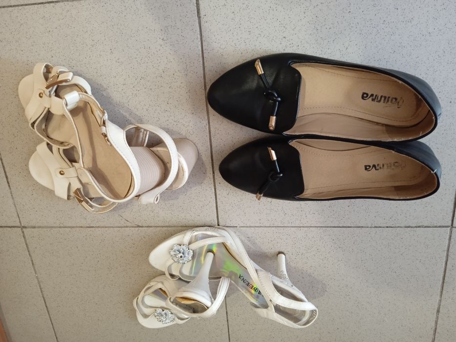 Продам женскую обувь