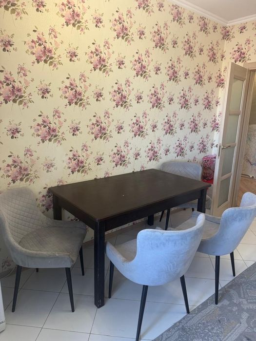 Стол срочно! 183 на 83