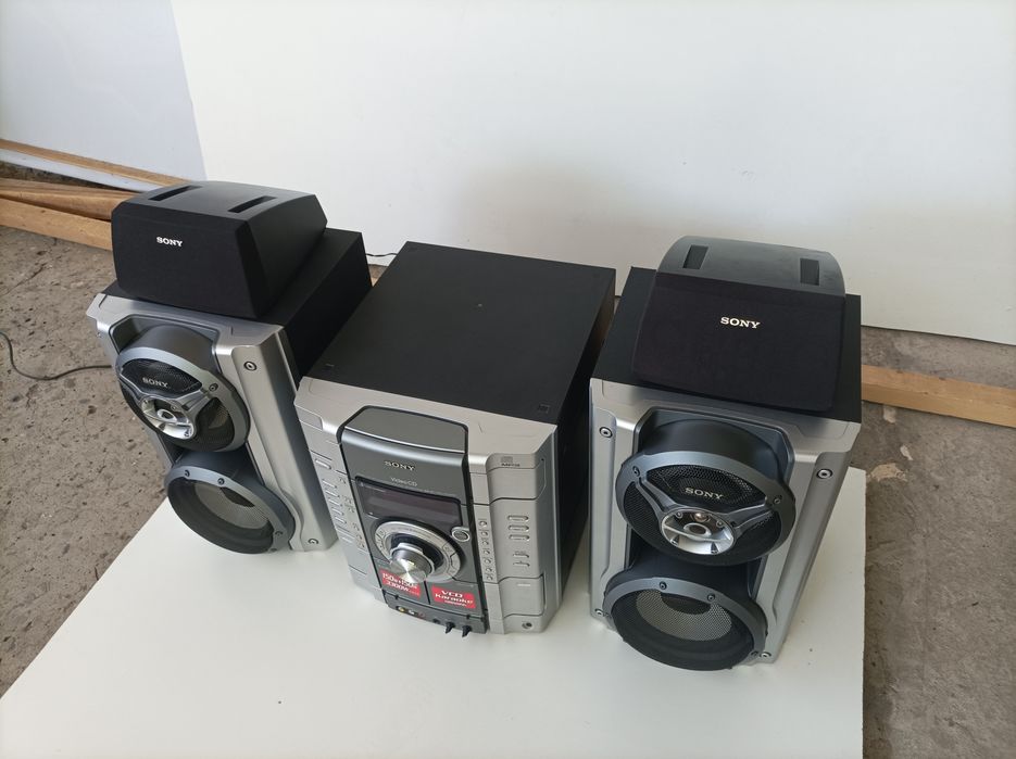 Продам sony sentr sotiladi sastayanasi yaxshi