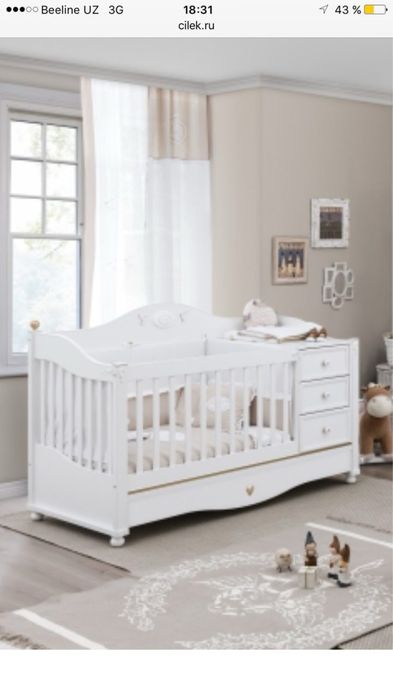 Комплект детской мебели для маленькой принцессы срочно!