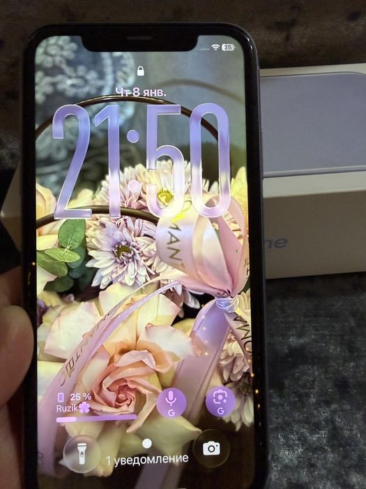 Продам iphone 11
