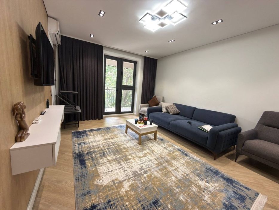 3х комнатная квартира, кирпич, 110 школа, Мирабадский р-н