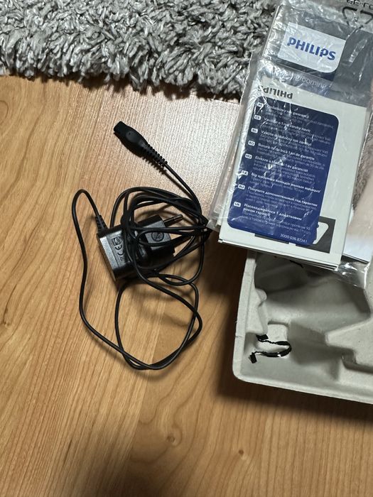 Aparat de barbierit philips series 5000