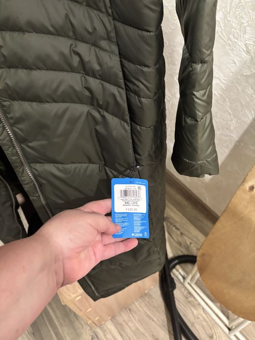 Продам демисезонное пальто Columbia