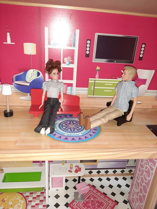 Кукольный домик для девочки