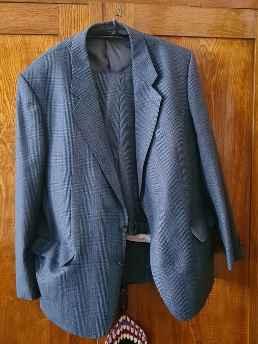 Costum sacou pantaloni