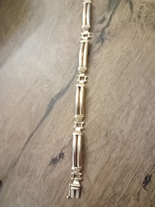 Златна гривна,плътна