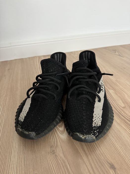 Adidas Yeezy Boost 350 V2 Oreo , marime 39 1/3