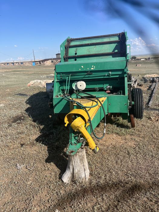 Крестьянское хозяйство дом базы земли техника