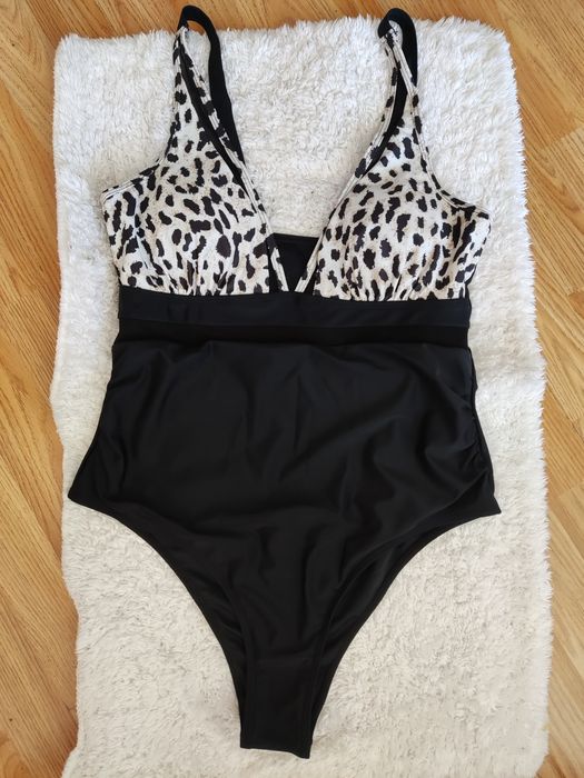 Нов бански, м/л размер 19лв