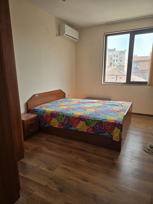 Дава се под наем Тристаен апартамент в Стара Загора, Център - 80 кв.м за 357 € - Снимка #5