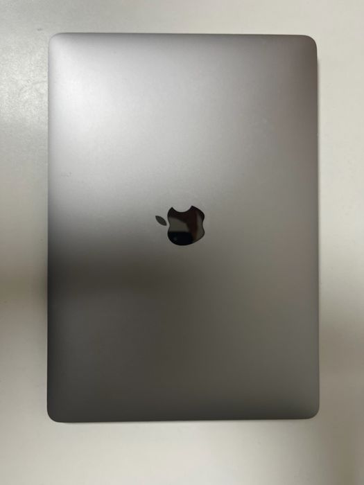 Продам MacBook Air