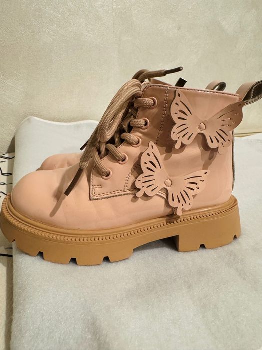 Продам ботинки в отличном состоянии!!!