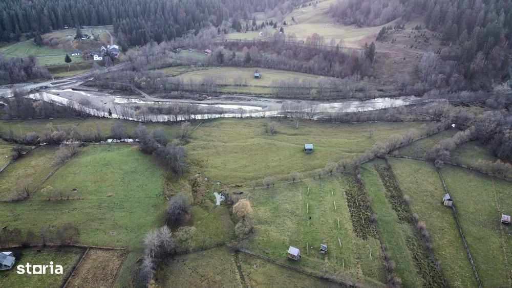 Vindem teren parcelabil in Vatra Moldovitei - Bucovina
