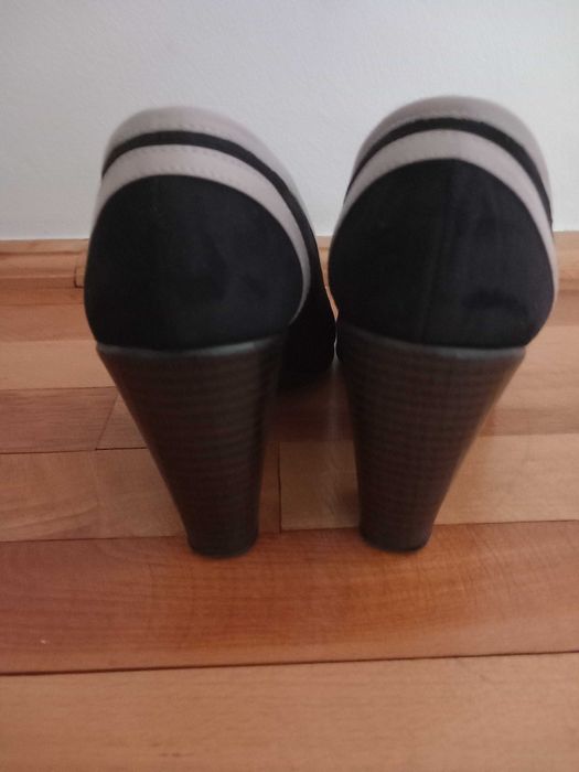 Pantofi din piele, mărimea 36