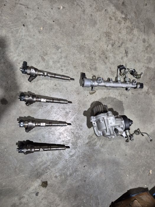 Injector injectoare audi a4 b9 2.0 tdi euro 6 cod injector 04L130277AC