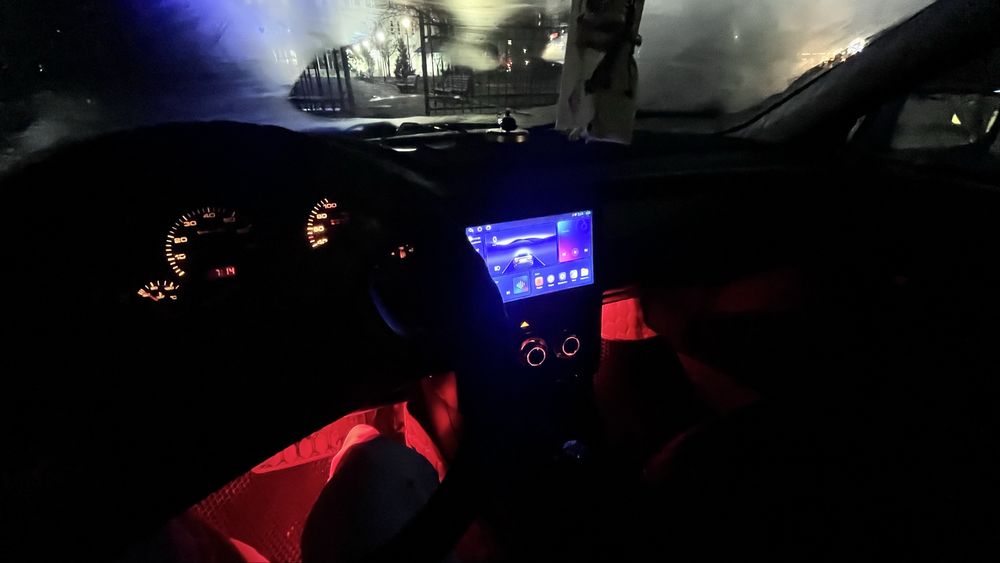 Audi 80 б4 1992 продам слышно