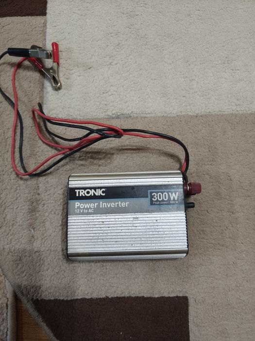 Invertor auto TRONIC 300 W