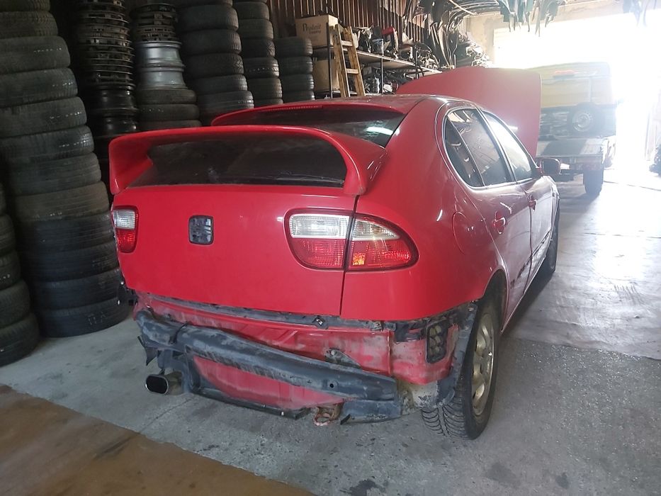 Сеат Леон 1.9 TDI 110 к.с 2000 година