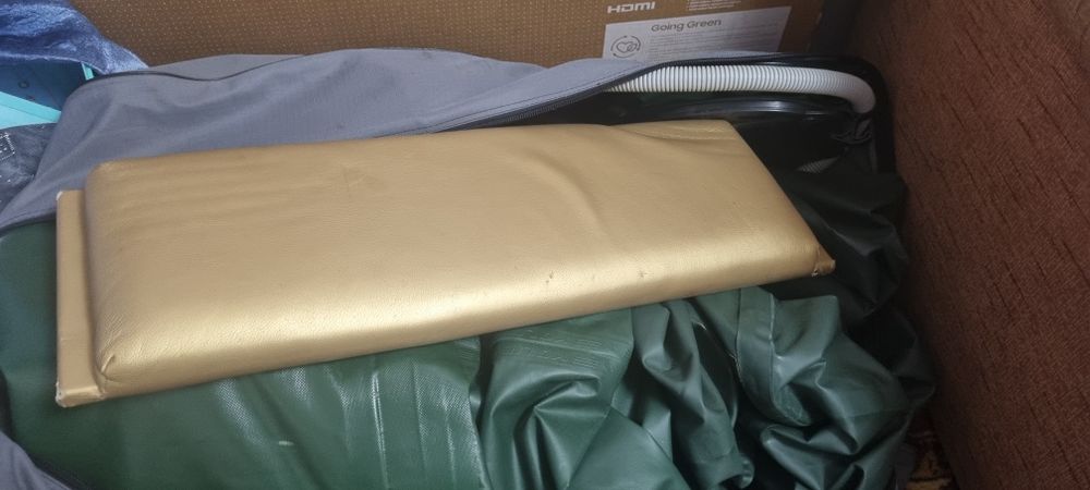 Продам лодку резиновую