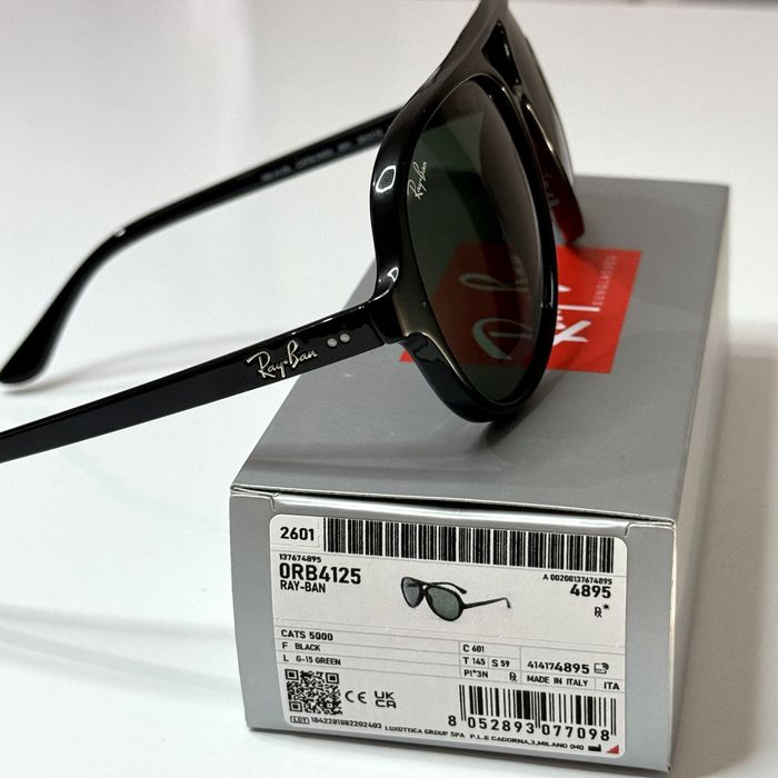 Ochelari de soare Ray-Ban Cats5000 (RB4125)