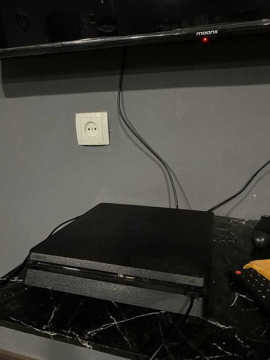 Plastation 4 pro (holati ideal)