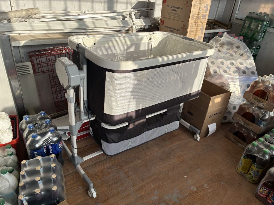 Манеж в отличном состояний почти новый