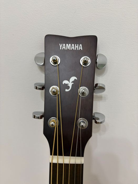 Электроакустическая гитара Yamaha FSX800C Natural