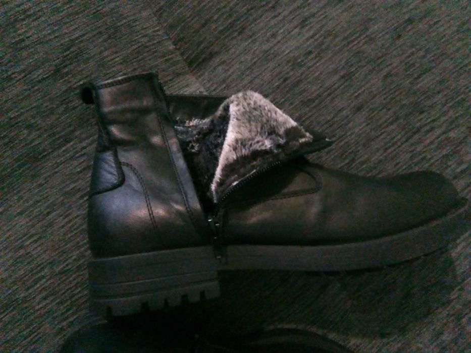 Нови мъжки обувки естествена кожа 41 номер и работни обувки 41 номер