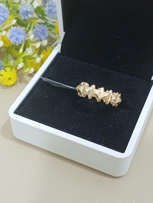 Новые золотые кольца 585 пробы золота