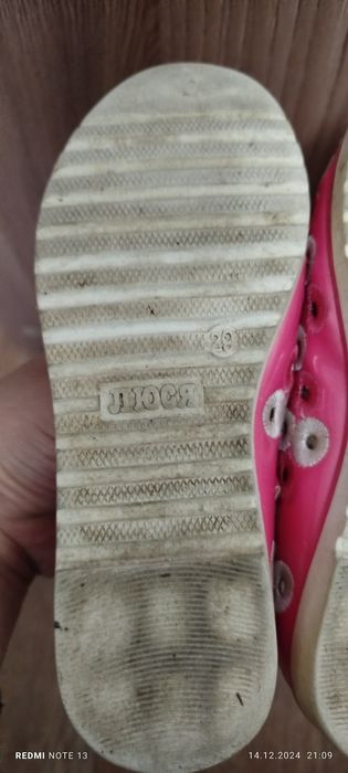 Продам    туфли для девочки