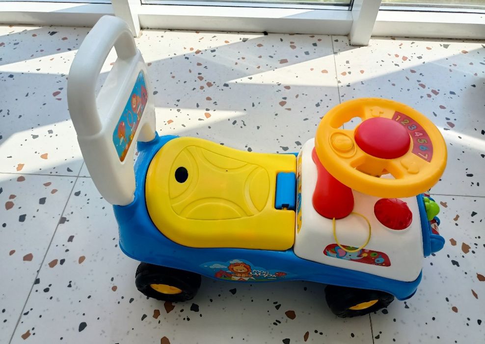 Машинка от 1,5 до 2,5 лет