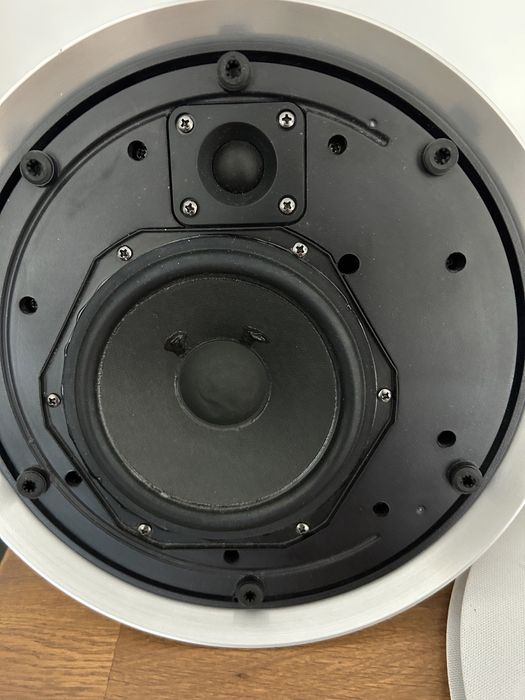 B&O Beosound 8 hifi activ dock device