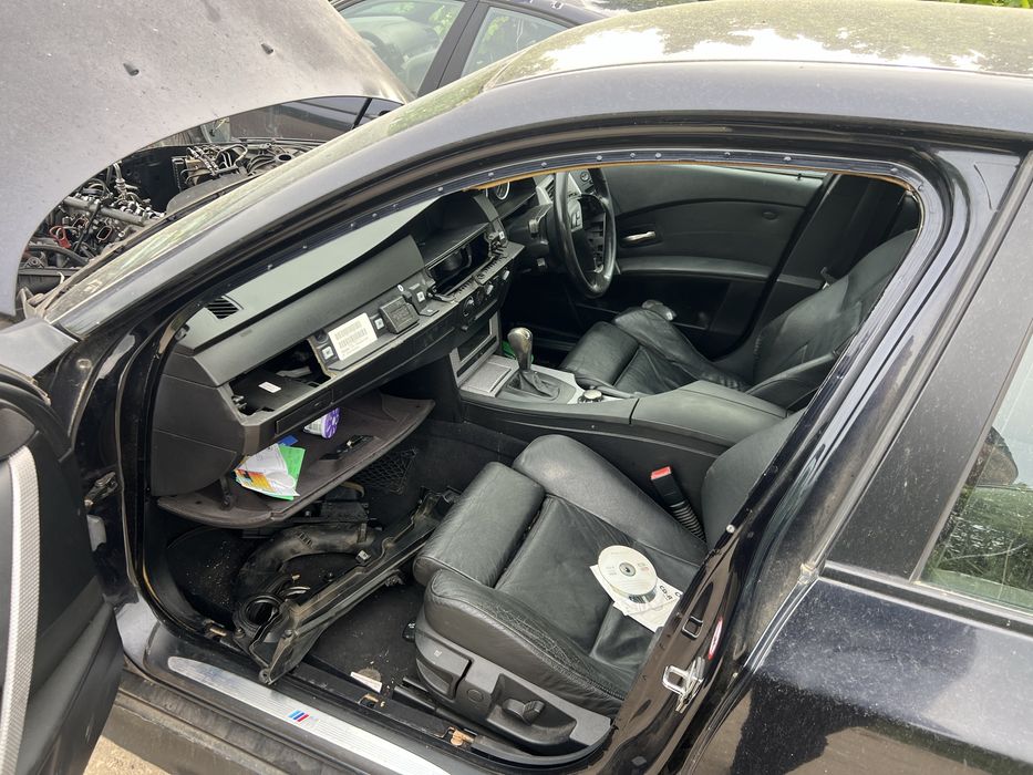 Bmw бмв E60 525d 177к.с на части М пакет