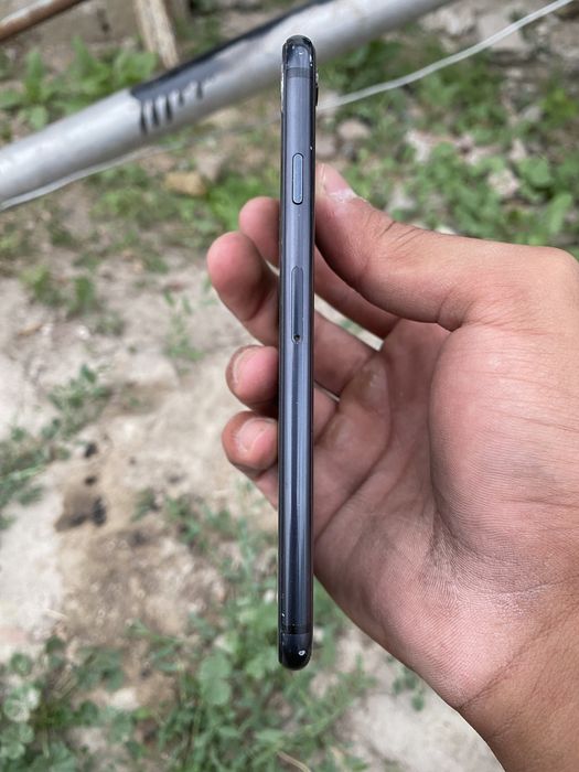IPhone SE 64 tali narxi kelishiladi srochna