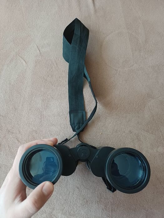 Бинокъл 10x50 -силно увеличение