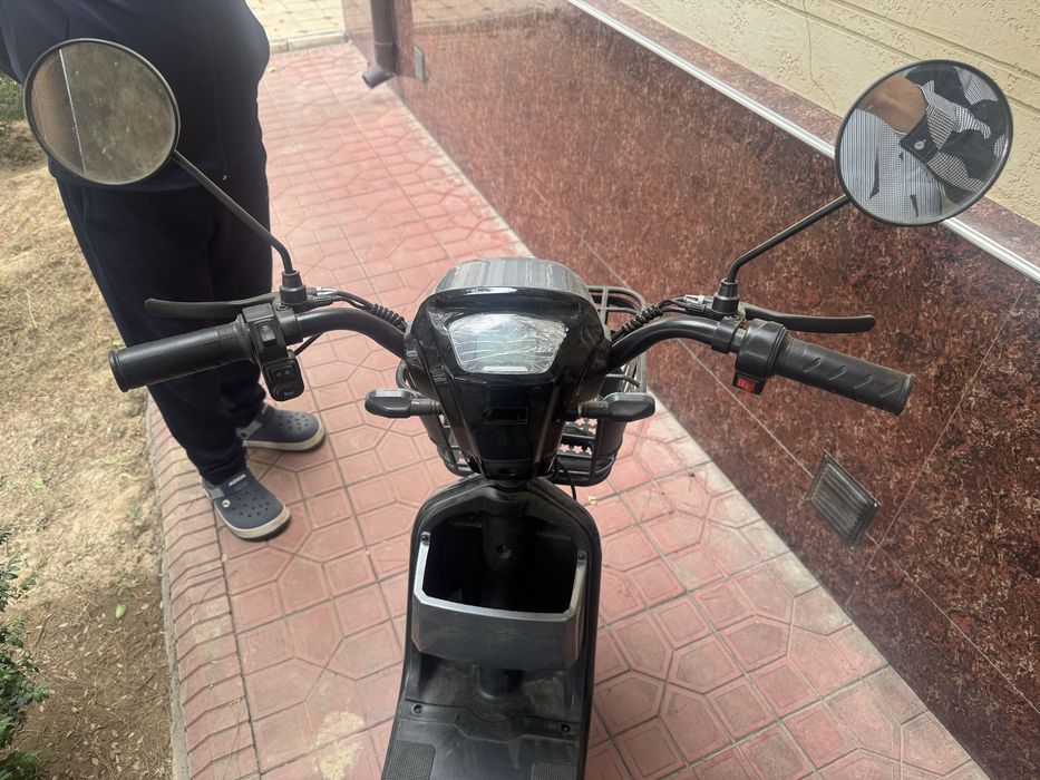 Skuter sotiladi yangiday kop haydalmagan