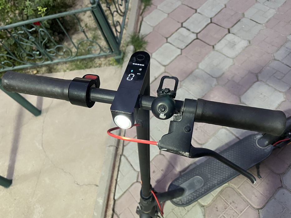 Электросамокат Xiaomi Mi Pro 2