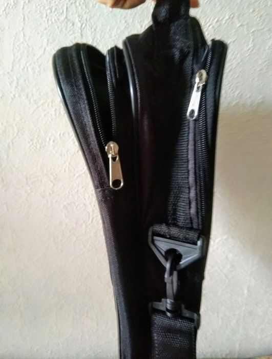 Нова чанта-текстил в черно-сиво.